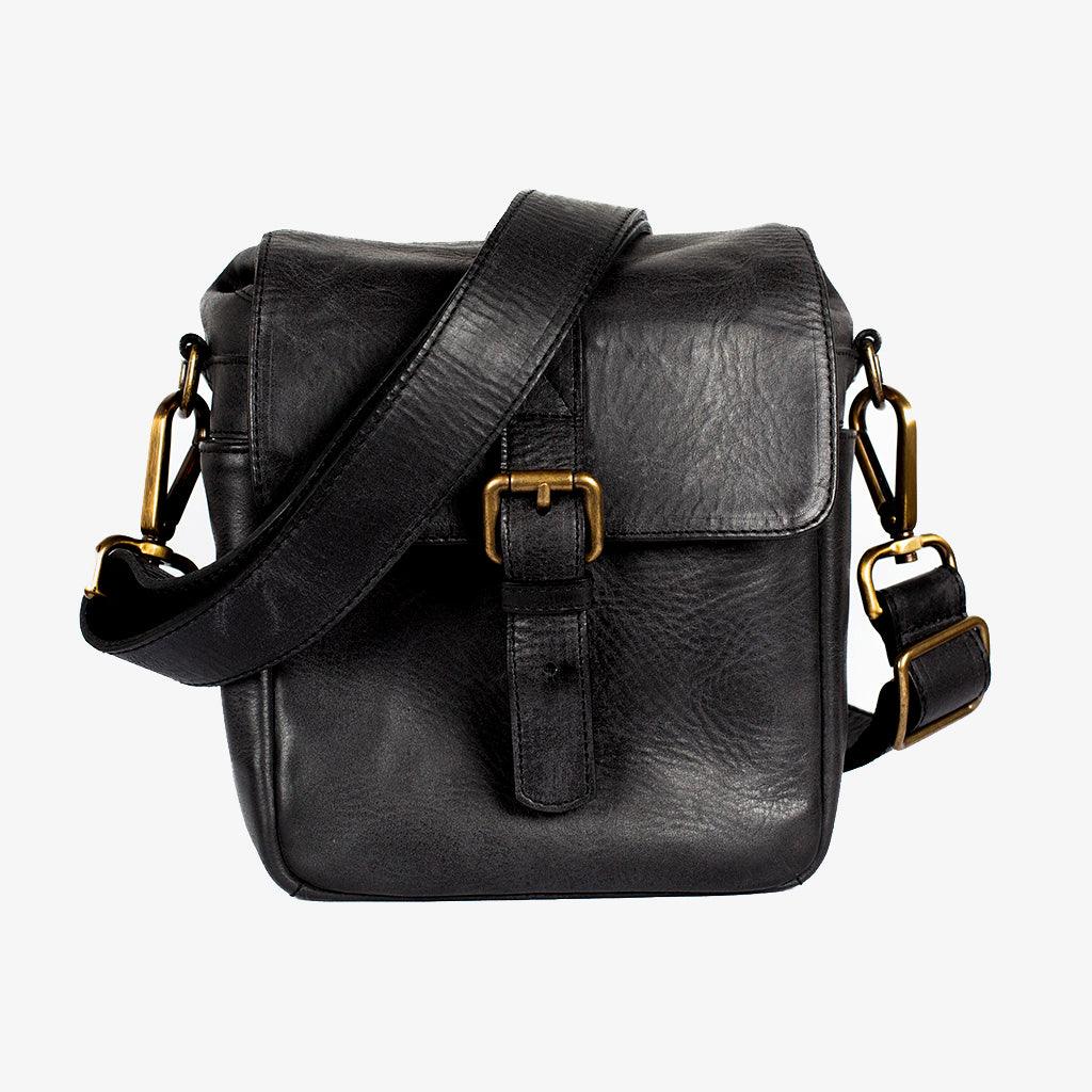 Berlin Black Leather Camera Bag · immagine principale