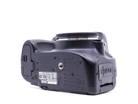 Nikon D5100 - segunda mano - excelente estado - detalle 2 de 4 - SKU 3719487 - Camera Market