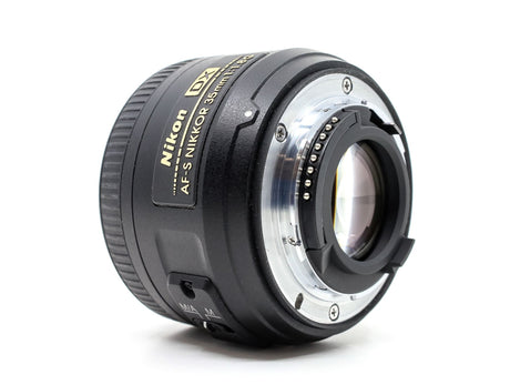Nikon AF-S DX Nikkor 35mm f/1.8G - segunda mano - excelente estado - detalle 3 de 3 - SKU 3790794 - Camera Market