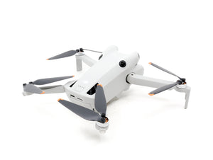 DJI Mini 4 Pro Fly More Combo