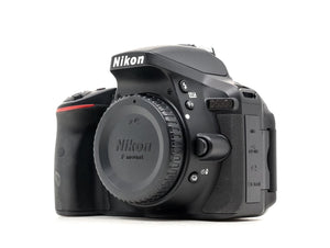 Nikon D5300 - segunda mano - excelente estado - foto principal - SKU 3767609 - Camera Market