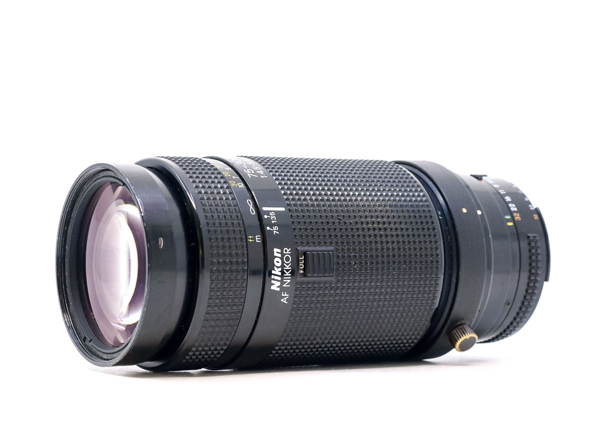 Nikon AF Nikkor 75-300mm f/4.5-5.6