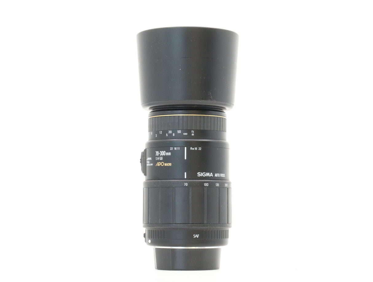 Sigma 70-300mm f/4-5.6 APO Macro - Canon EF Fit