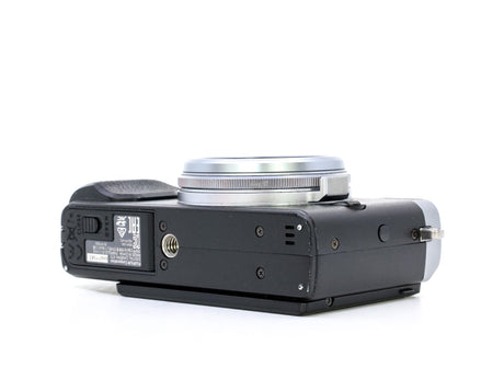 Fujifilm X70 - segunda mano - excelente estado - detalle 2 de 4 - SKU 3672375 - Camera Market