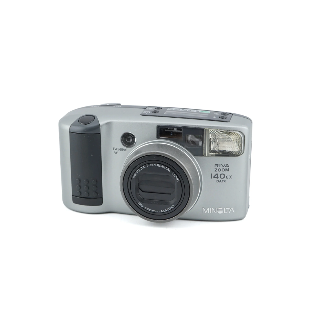 Minolta Riva Zoom 140EX Date - Kompakte 35mm Analogkamera · Hauptbild