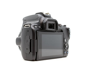 Canon EOS 250D - segunda mano - excelente estado - detalle 3 de 4 - SKU 3716328 - Camera Market