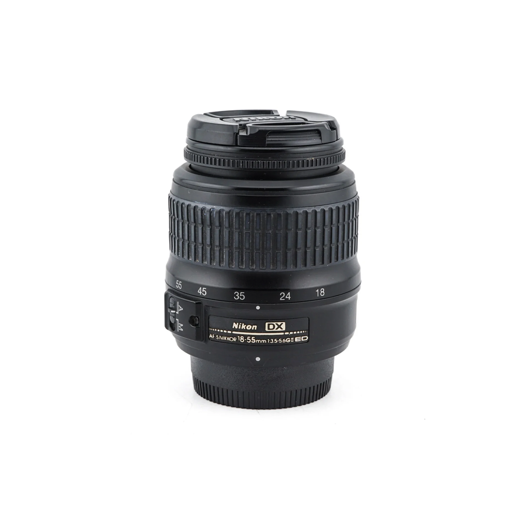 Nikon 18-55mm f3.5-5.6 AF-S Nikkor G ED II · Hauptbild
