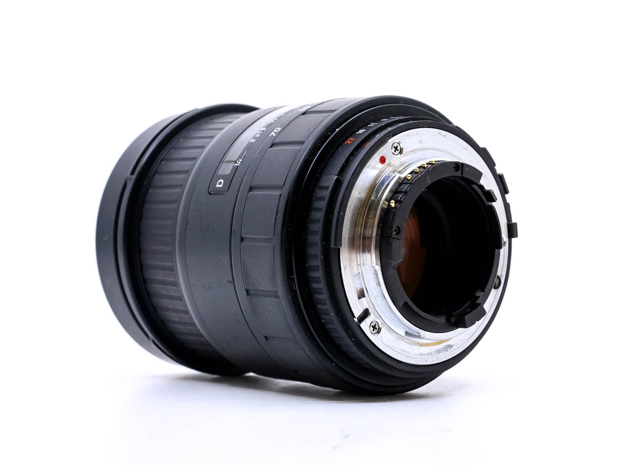 Sigma 28-70mm f/2.8 - Nikon Fit