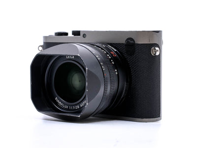 Leica Q (Typ 116) Titanium Gray Edition