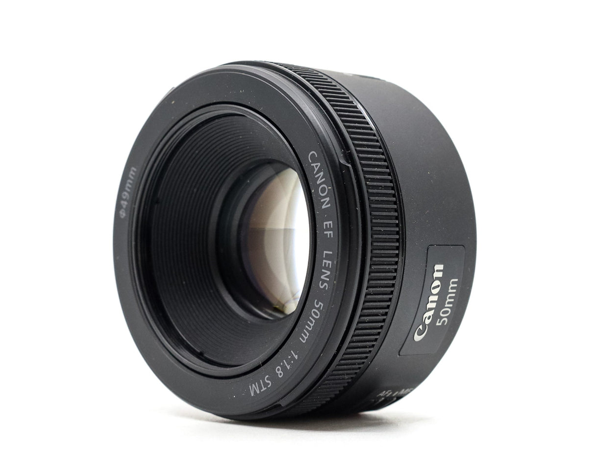Canon EF 50mm f/1.8 STM - segunda mano - excelente estado - detalle 2 de 3 - SKU 3728227 - Camera Market