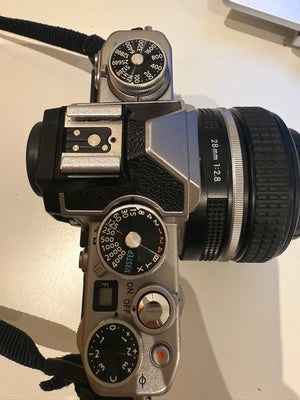 Nikon Zfc MirrorlessNikon Zfc Mirrorless DX Camera Body, Black/Silver {20.9MP}6a1c91d9-0ee8-4587-bb0c-63faa4c92bbe