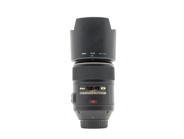 Nikon AF-S Micro Nikkor 105mm f/2.8G IF-ED VR - segunda mano - excelente estado - foto principal - SKU 3790422 - Camera Marke