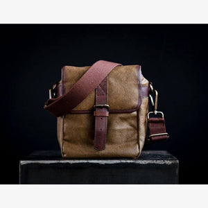 Berlin Olive Green Waxed Canvas Camera Bag