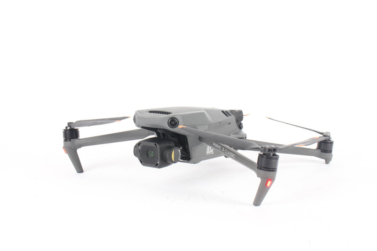 DJI Mavic 3 Pro Fly More Combo · immagine principale