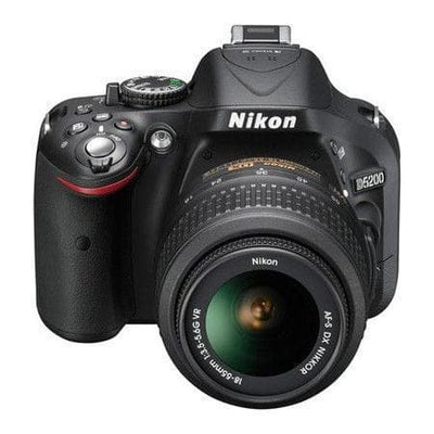 SLR D5200 - Schwarz + Nikon AF-S DX Nikkor 18-55mm f/3.5-5.6G VR