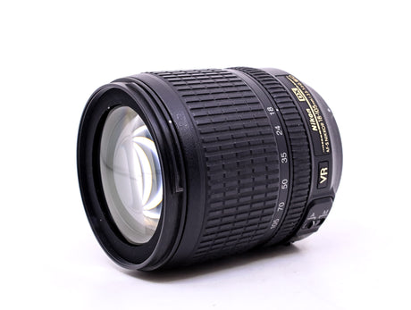 Nikon AF-S DX Nikkor 18-105mm f/3.5-5.6G ED VR - segunda mano - excelente estado - foto principal - SKU 3712365 - Camera Mark