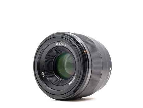 Sony FE 50 mm f/1.8