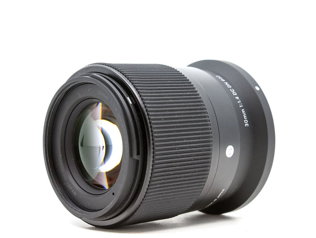 Sigma 30mm f/1.4 DC DN Contemporary - Nikon Z Fit - segunda mano - excelente estado - detalle 2 de 3 - SKU 3770025 - Camera M