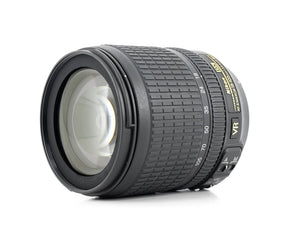 Nikon AF-S DX Nikkor 18-105mm f/3.5-5.6G ED VR - segunda mano - excelente estado - detalle 4 de 6 - SKU 3794231 - Camera Mark