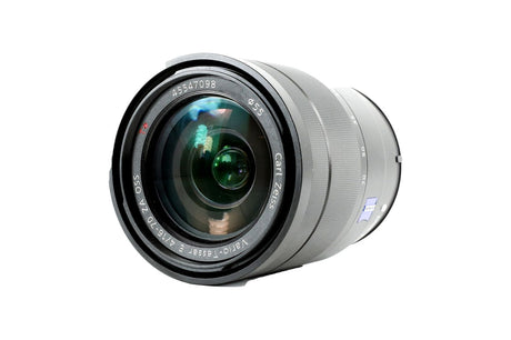 Sony E 16-70mm f/4 ZA OSS Zeiss Vario-Tessar T* 
