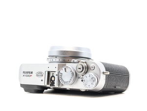 Fujifilm X100F - segunda mano - excelente estado - detalle 4 de 5 - SKU 3705332 - Camera Market