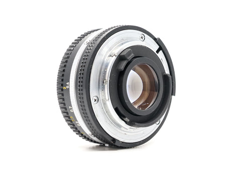 Nikon Ai-S Nikkor 50mm f/1.8 Pancake - segunda mano - excelente estado - detalle 5 de 6 - SKU 3743360 - Camera Market