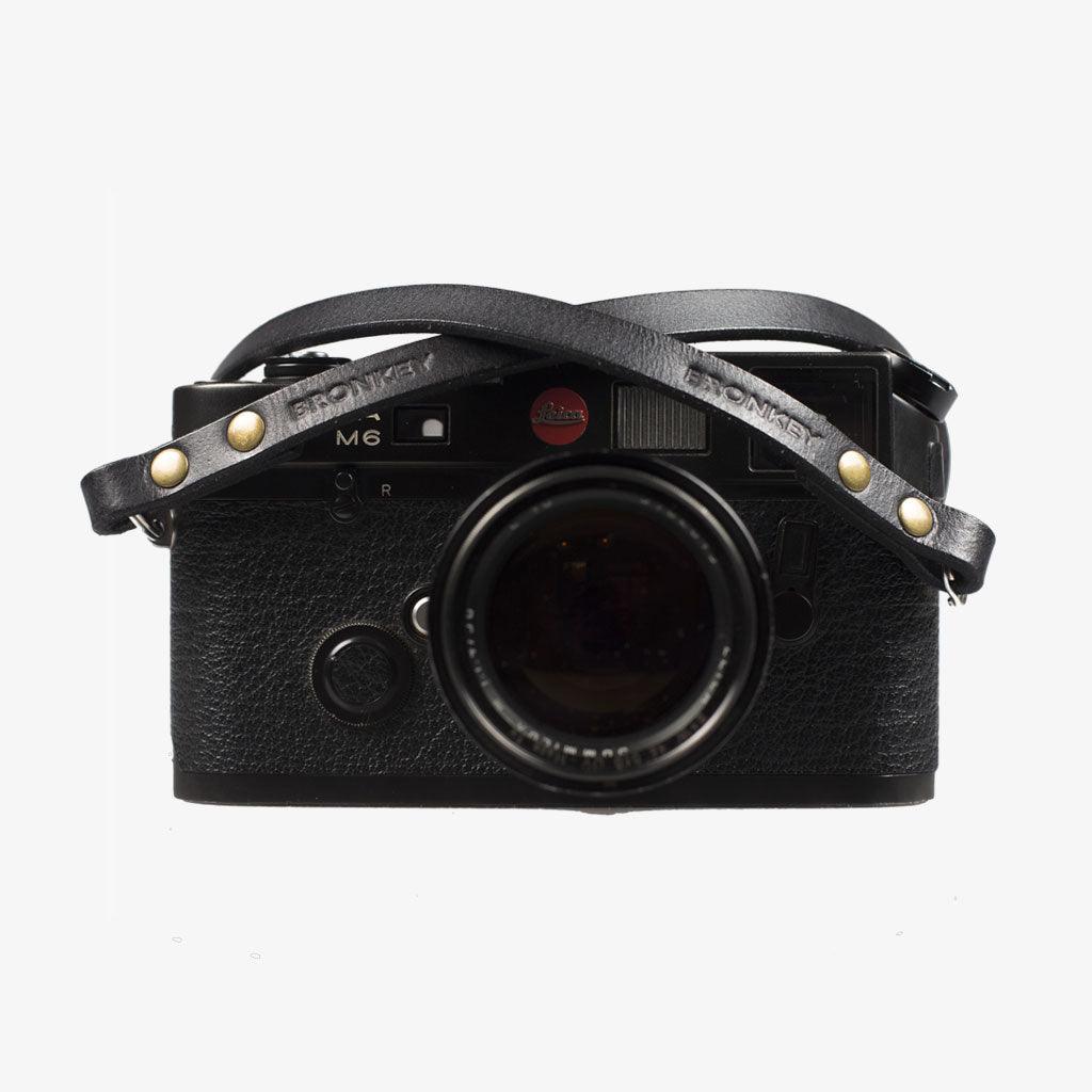 Berlin #101 - Black Leather camera strap · immagine principale