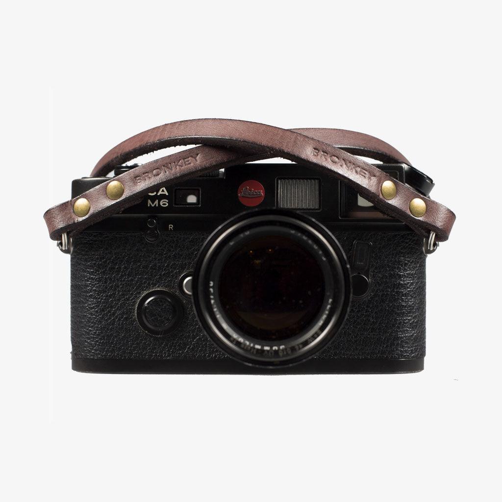 Berlin #102 - Brown Leather camera strap · immagine principale