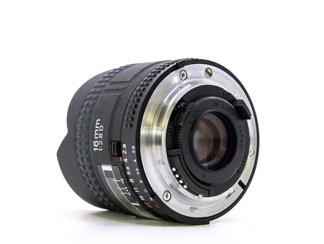 Nikon AF Fisheye Nikkor 16mm f/2.8D