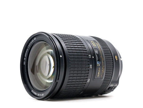 Nikon AF-S DX Nikkor 18-300mm f/3.5-5.6G ED VR