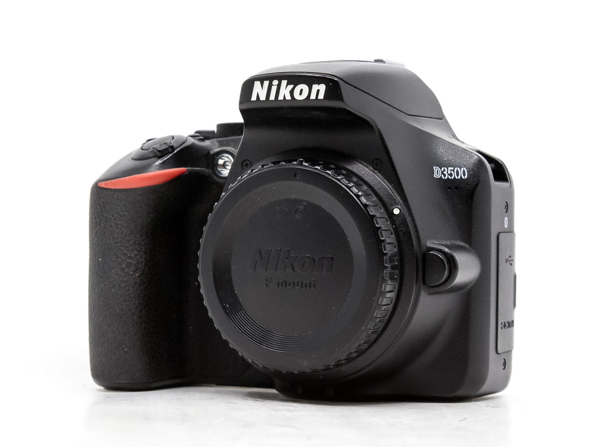Nikon D3500 · immagine principale