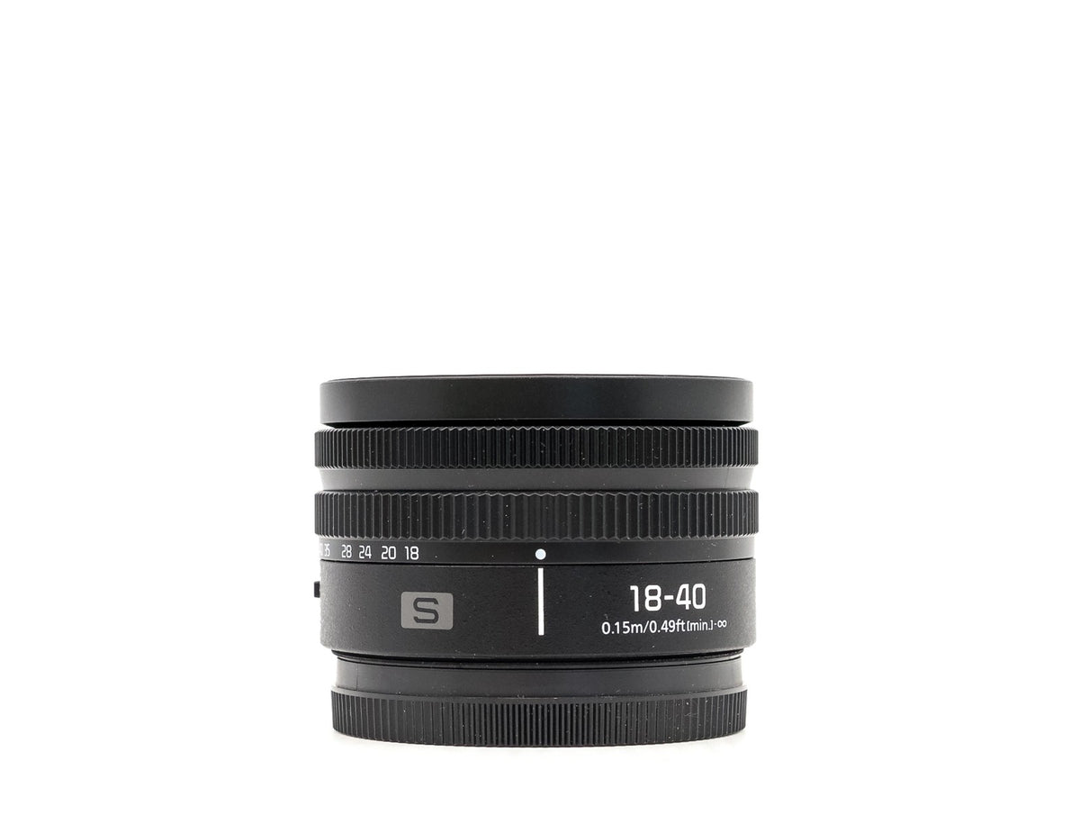 Panasonic Lumix S 18-40mm f/4.5-6.3 · immagine principale