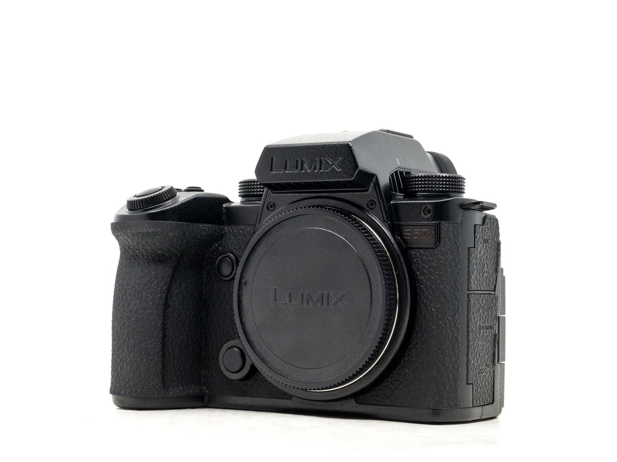 Panasonic Lumix S5 IIX · immagine principale