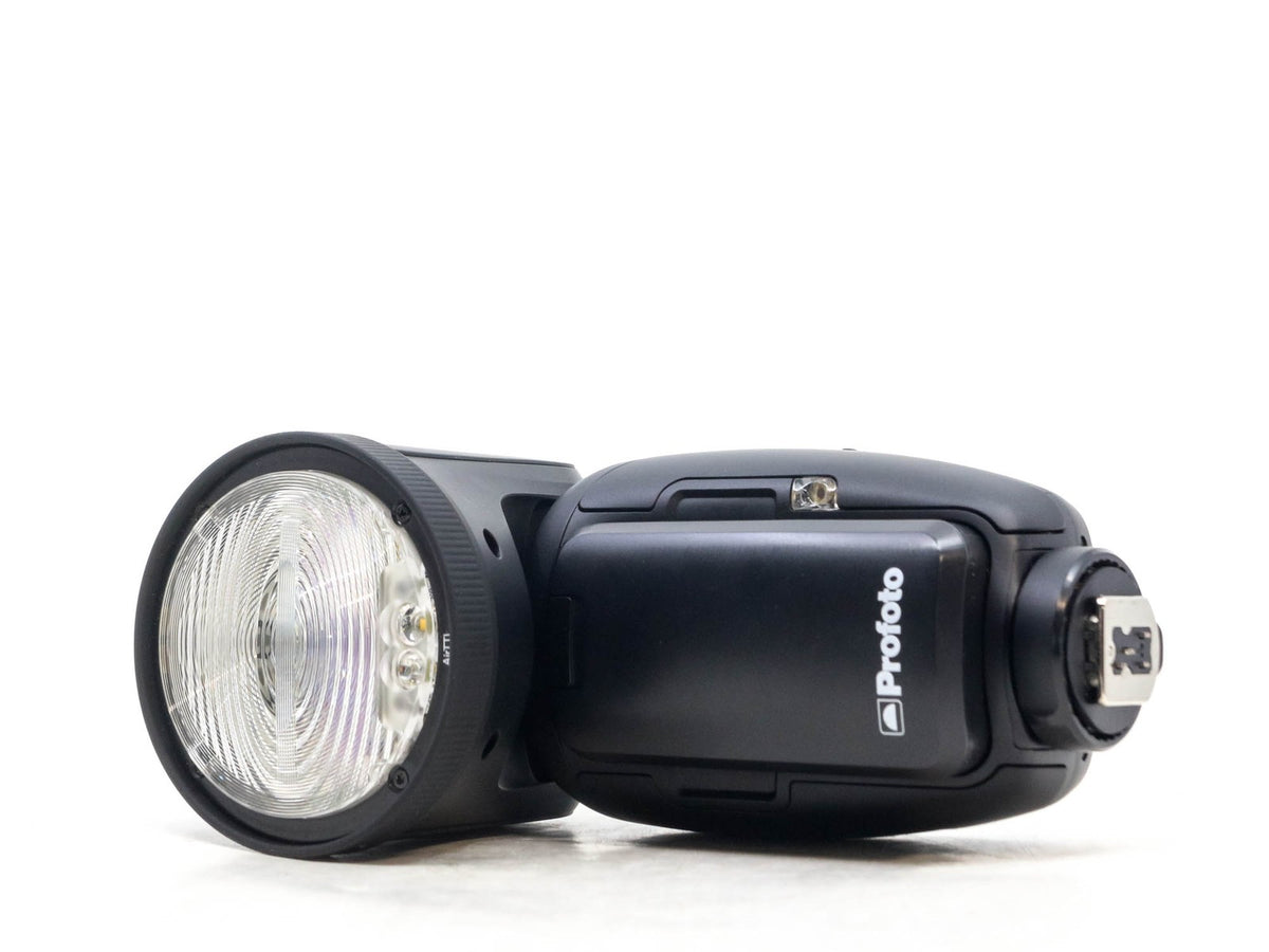 Profoto A10 AirTTL-N Studio Light Off-Camera Kit - Nikon Dedicated · immagine principale