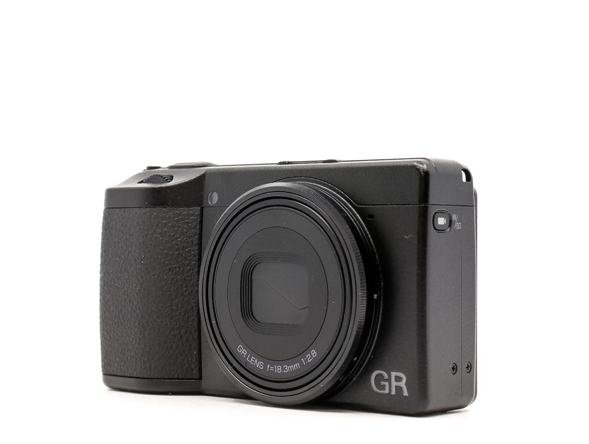 Ricoh GR IV HDF · immagine principale