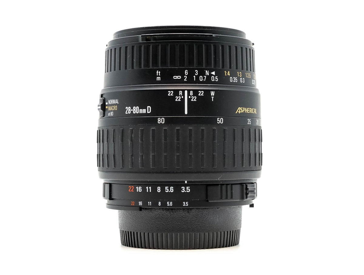 Sigma 28-80mm Aspherical f/3.5-5.6 Macro - Nikon Fit · immagine principale