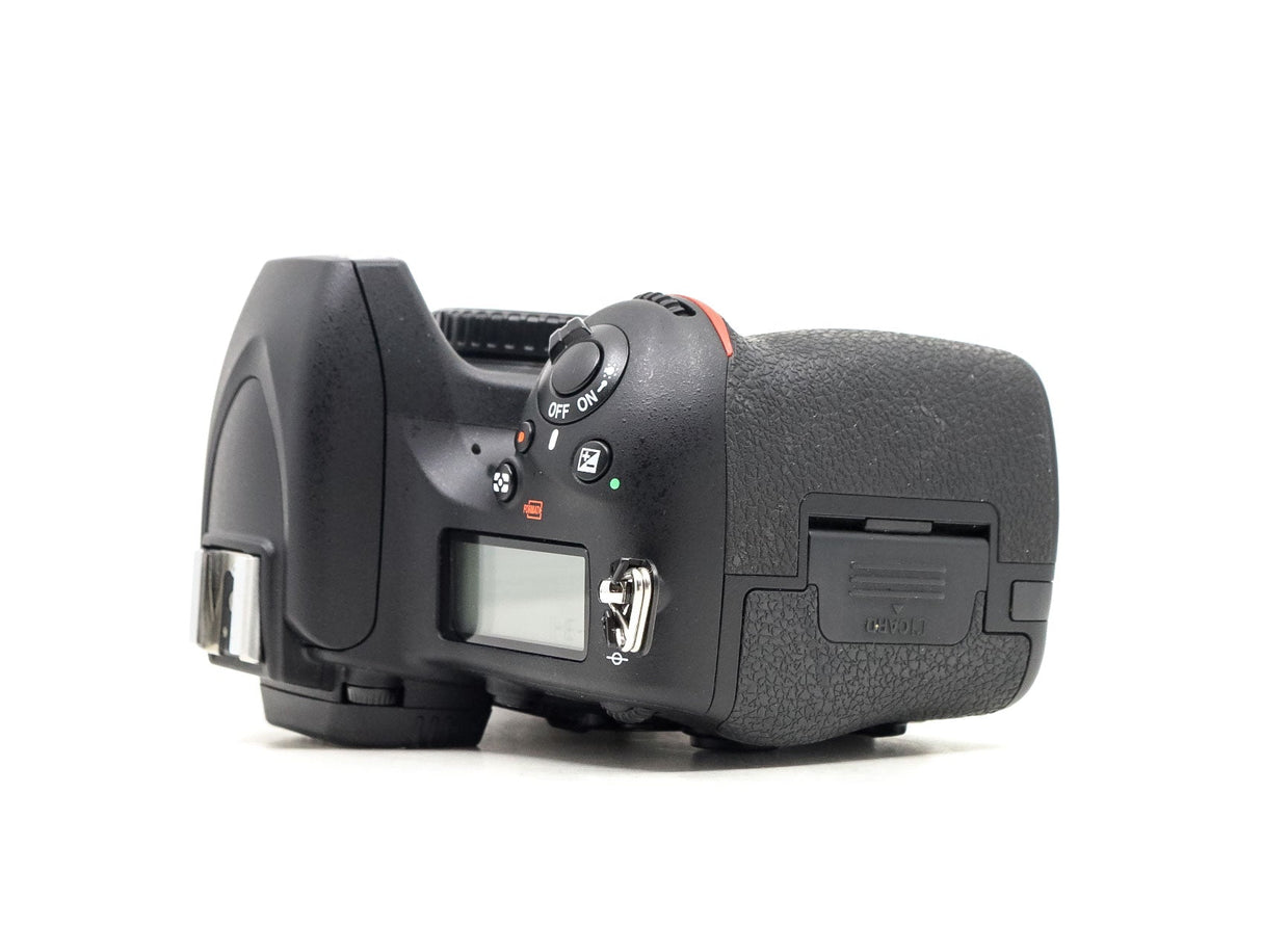 Nikon D750 - segunda mano - excelente estado - detalle 4 de 4 - SKU 3709375 - Camera Market