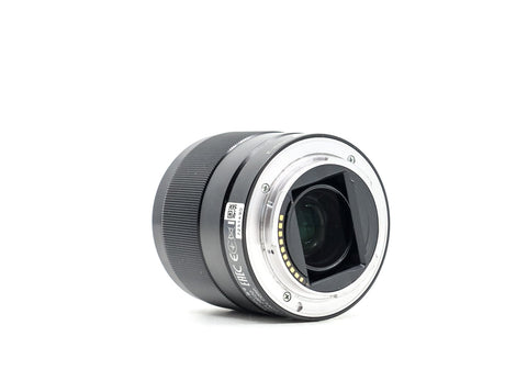 Sony FE 28 mm f/2