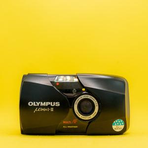 Olympus MJU II (GRIGIO) Versione F2.8 - Fotocamera a pellicola punta e scatta premium da 35 mm