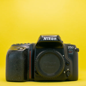 Nikon F50 (solo corpo)
