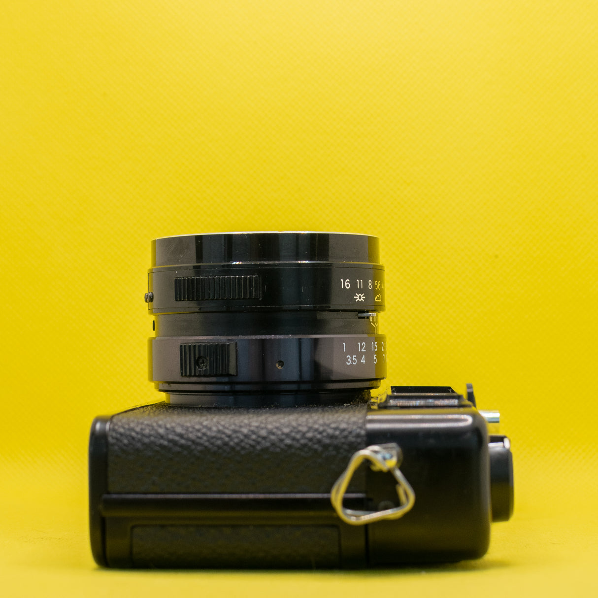 Yashica MG-1 - Fotocamera a pellicola 35 mm a telemetro
