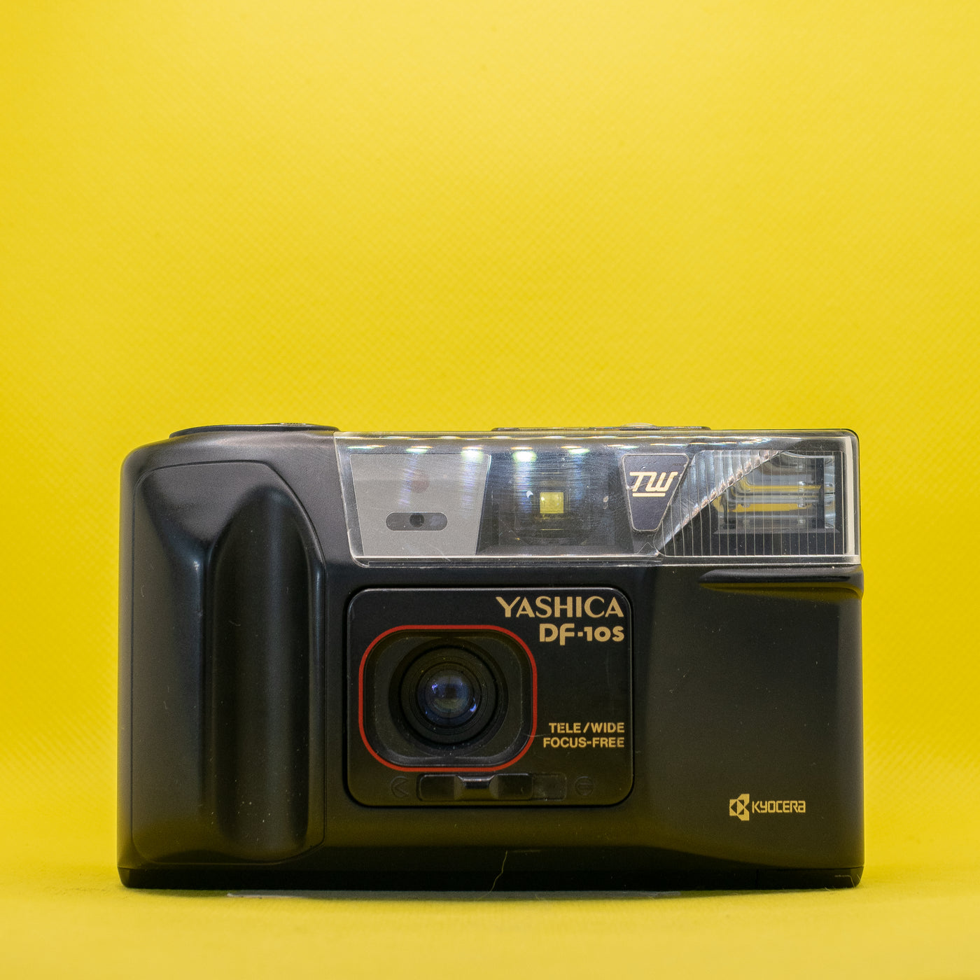 Yashica DF-10S - 35mm Compact Analog Camera  · main image
