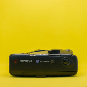 Olympus AF-10 (fotocamera compatta premium da 35 mm)