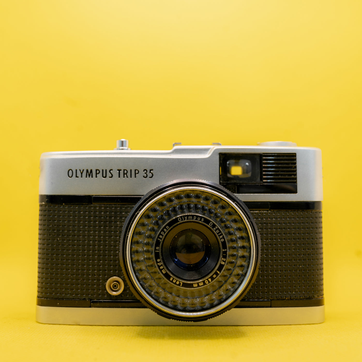 Olympus Trip 35  · main image